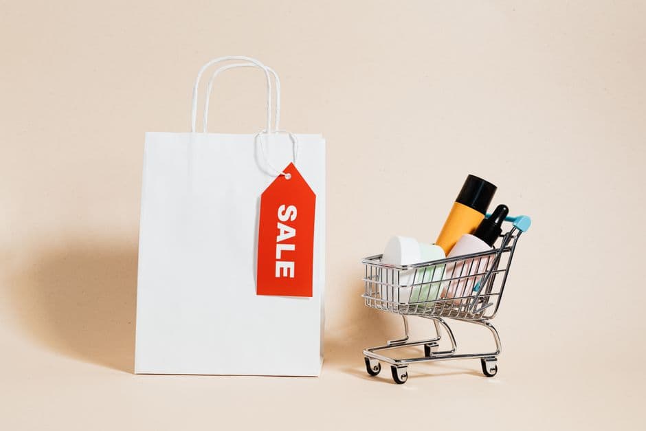 How to automate competitor price tracking for your online store