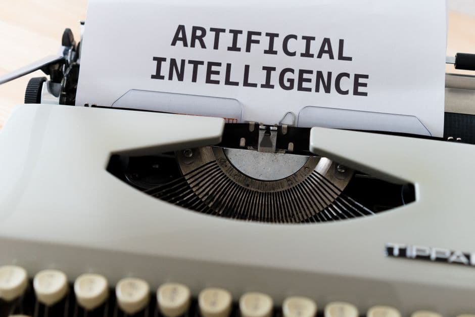 Write Better Emails & Reports with AI Writing Assistants