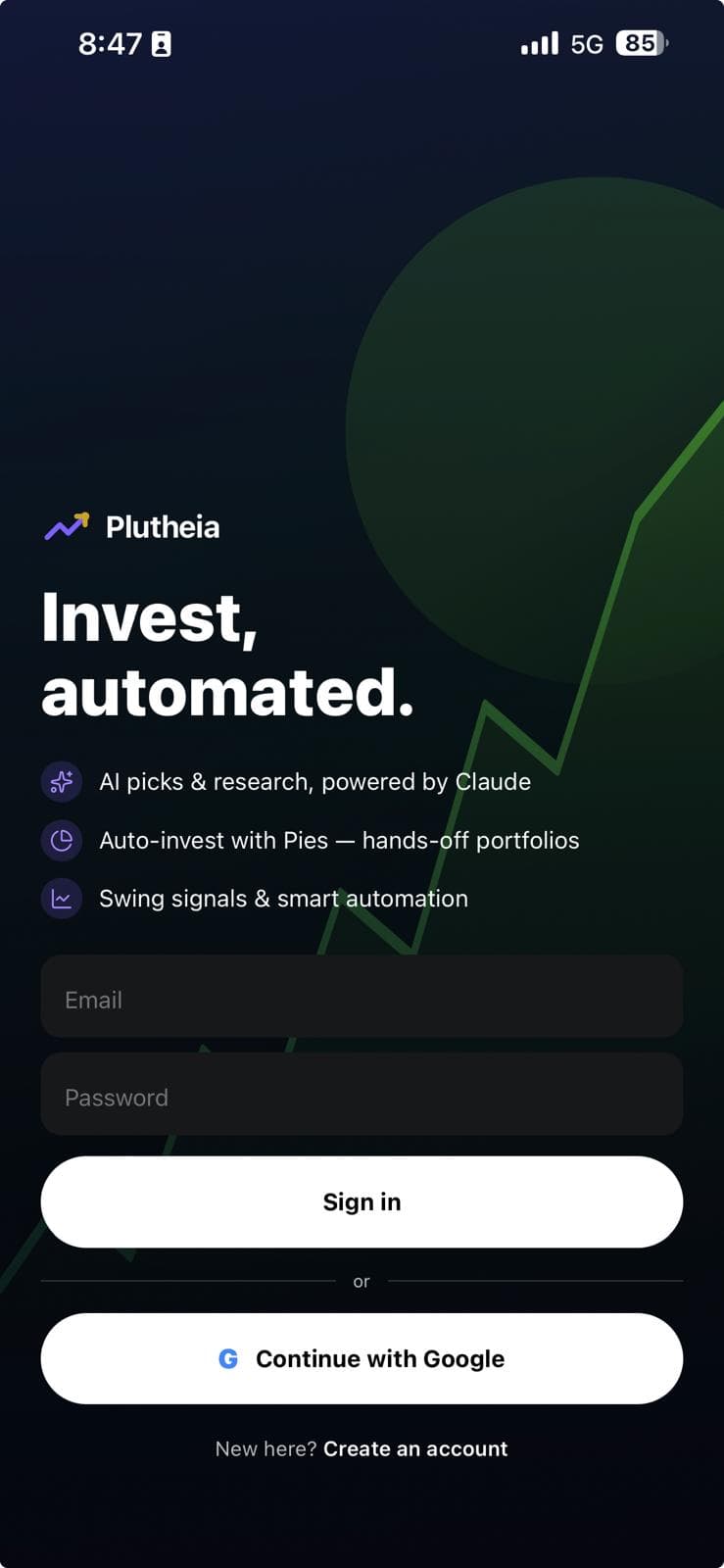 Plutheia mobile app — Invest, automated home screen